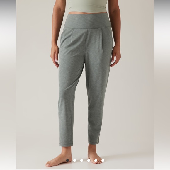 Athleta Pants - NWT ATHLETA ELATION PANT